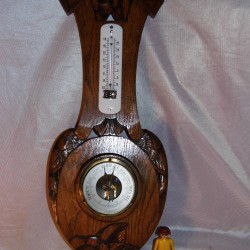 Barometre thermometre ancien art deco émaillé bois sculpté