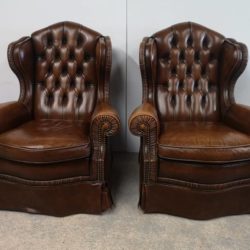 fauteuils-chesterfield-cuir-marron-vintage-helen-antiquites